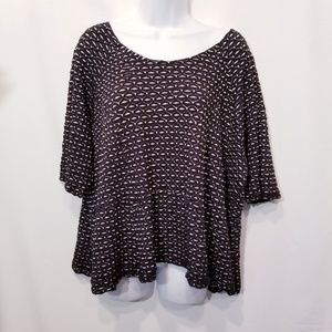 Peplum Top Black an White